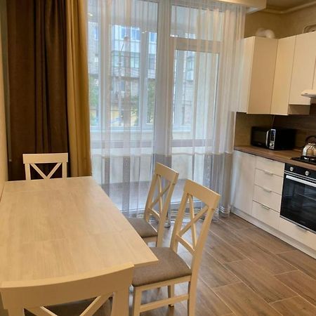 White House Apartment Lviv Luaran gambar