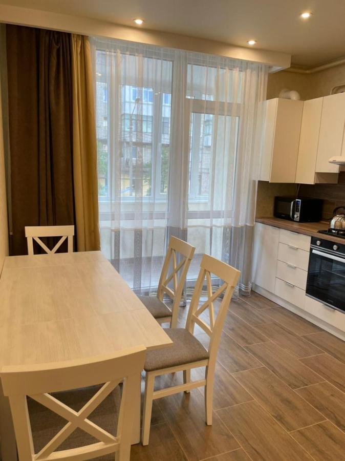 White House Apartment Lviv Luaran gambar