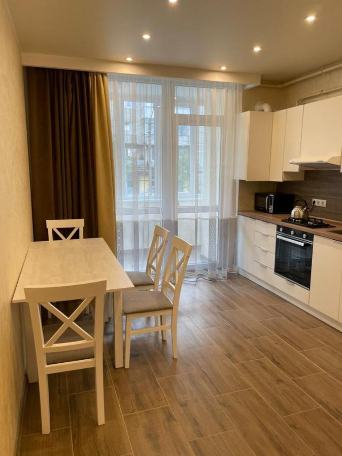 White House Apartment Lviv Luaran gambar