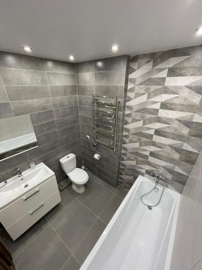 White House Apartment Lviv Luaran gambar